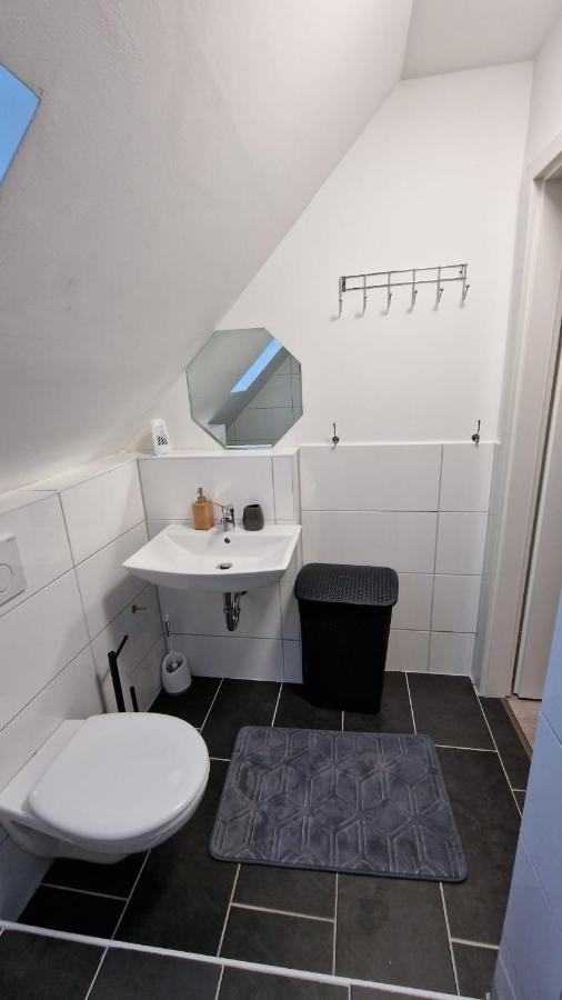 Apartments In Schoener Lage In Moenchengladbach Bagian luar foto