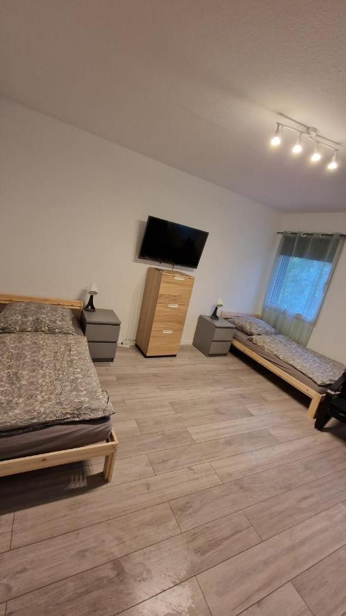 Apartments In Schoener Lage In Moenchengladbach Bagian luar foto