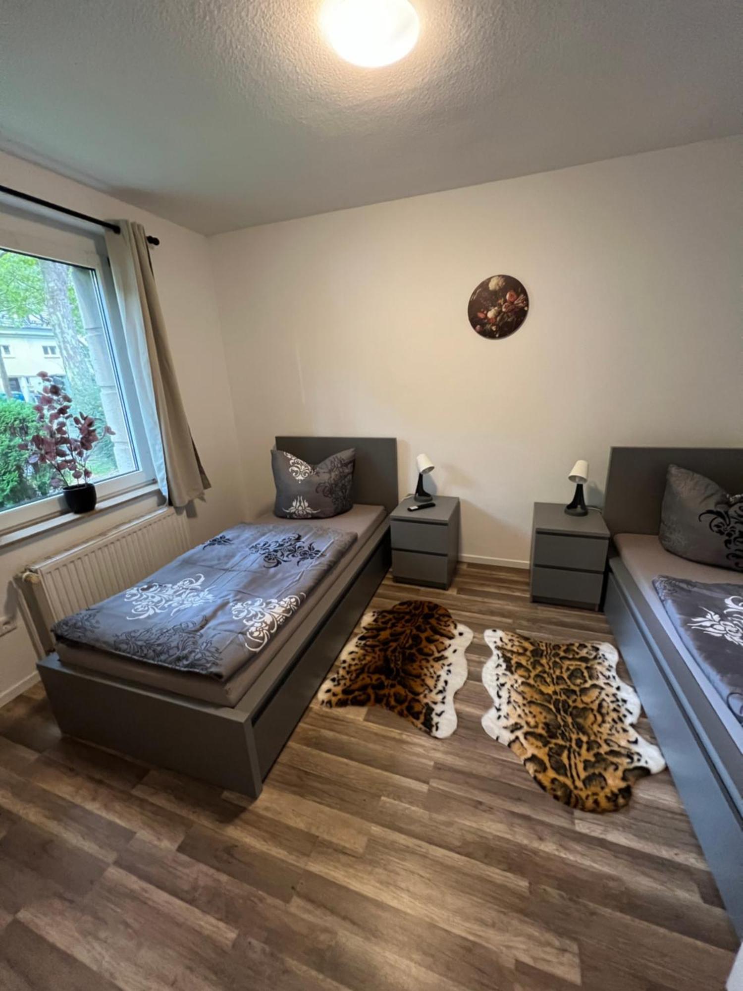 Apartments In Schoener Lage In Moenchengladbach Bagian luar foto